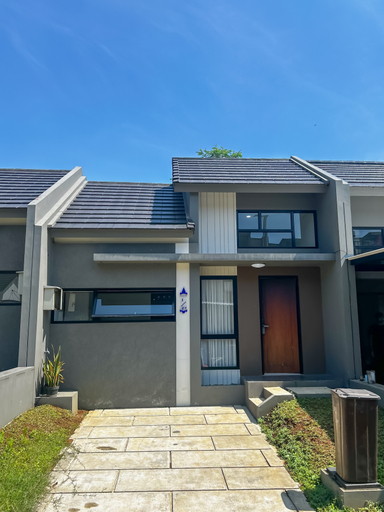 Exterior & Views 2, Rumah Mungil Nyaman, Bogor