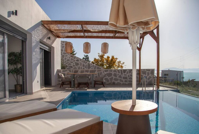 Room 4, Villa Petalouda Paleros, West Greece