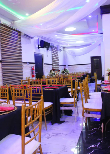 Food & Drinks 3, S and B Suites, Ifako/Ijaye