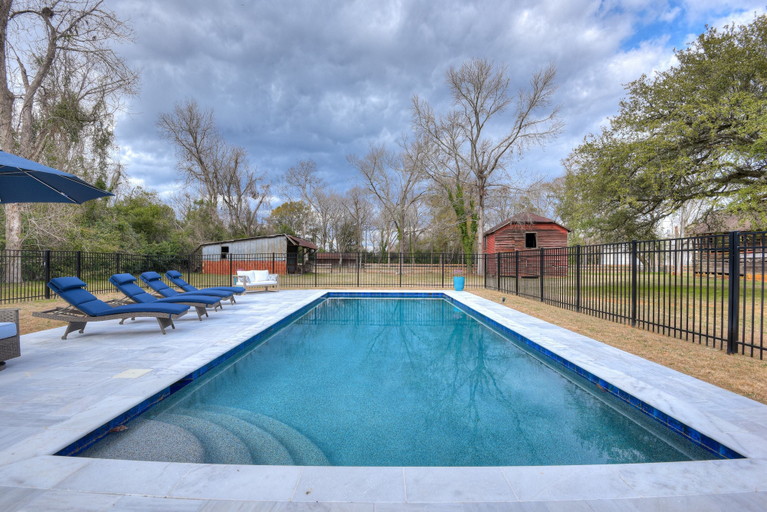 Sport & Beauty, Burrell and Flynn's Farm, Aiken