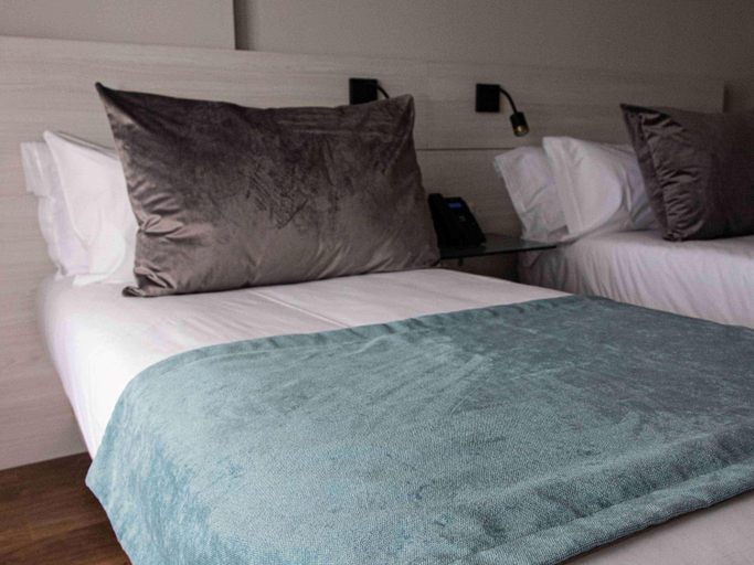 Bedroom 3, Mercure Rosario, Rosario