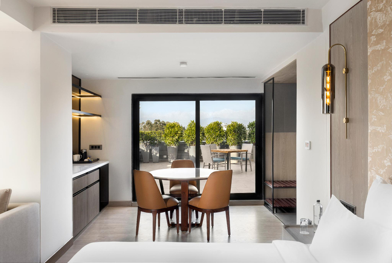Dining Room 13