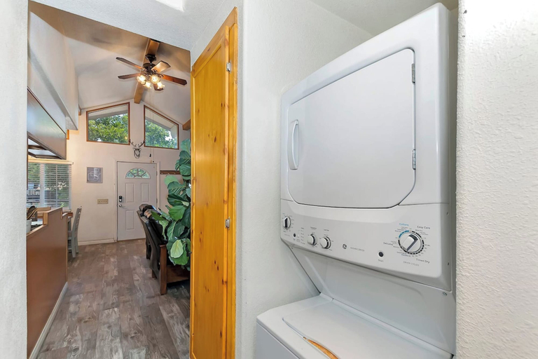 Bathroom 3, Bear Cub Cottage with HotTub & Firepit, San Bernardino