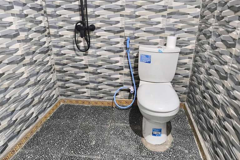 bathroom 4