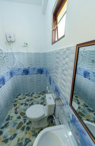 Bathroom, Mount Top, Dickwella