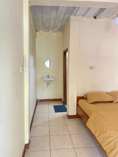Others 4, Pieter homestay, Manggarai Barat