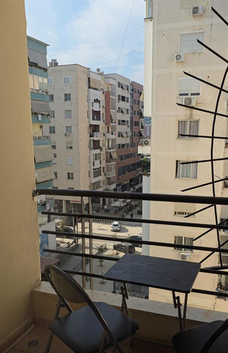 Others 2, Moza Apartment, Tiranës