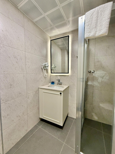 Bathroom 5, Adria Inn, Antalya