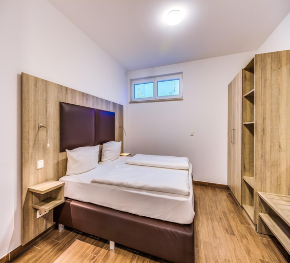 Room 2, Luxuriose Ferienwohnung am Stormthaler See, Leipzig