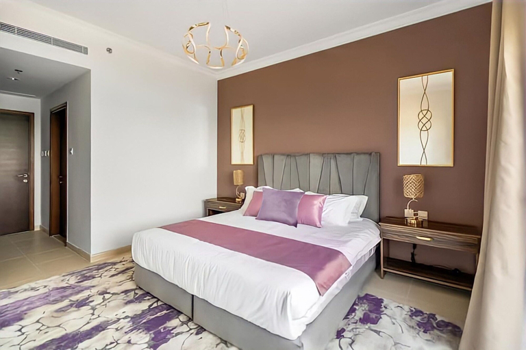 Room 2, 2BD 2 5BA Superior Apt With Pool Gym Beach Access, Dubai