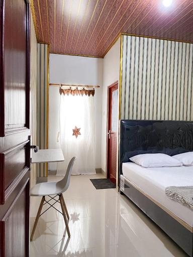 Bedroom 24