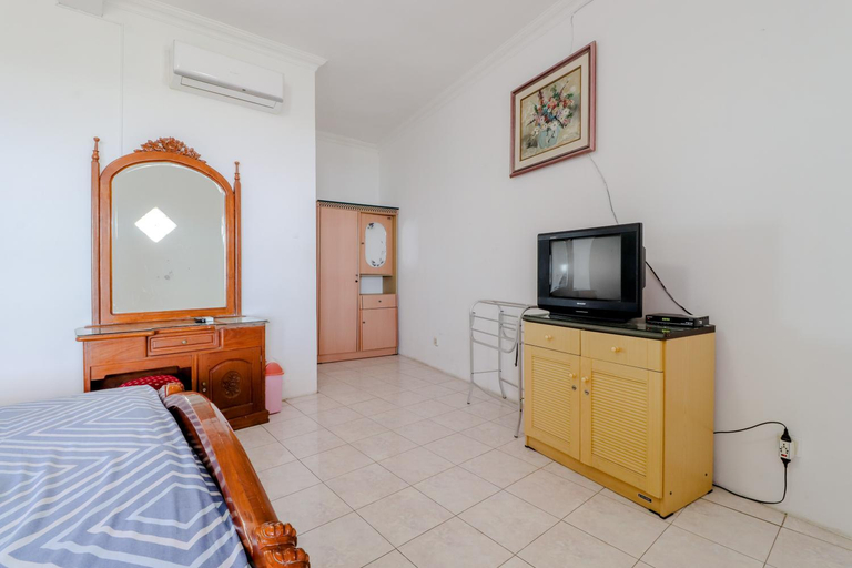 Bedroom 16