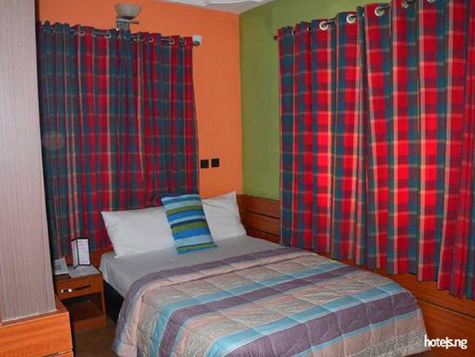 Others 3, Wise Penny Suites and Spa, Ikpoba-Okha