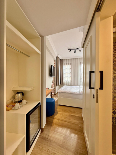 Bedroom 3, Adria Inn, Antalya