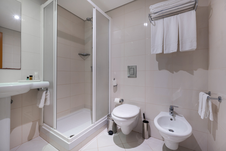 Bathroom 9