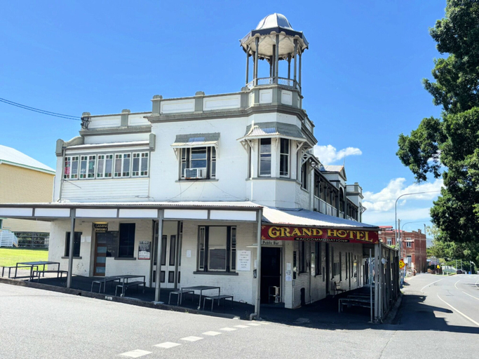Exterior & Views 2, Grand Hotel Mt Morgan, Mount Morgan