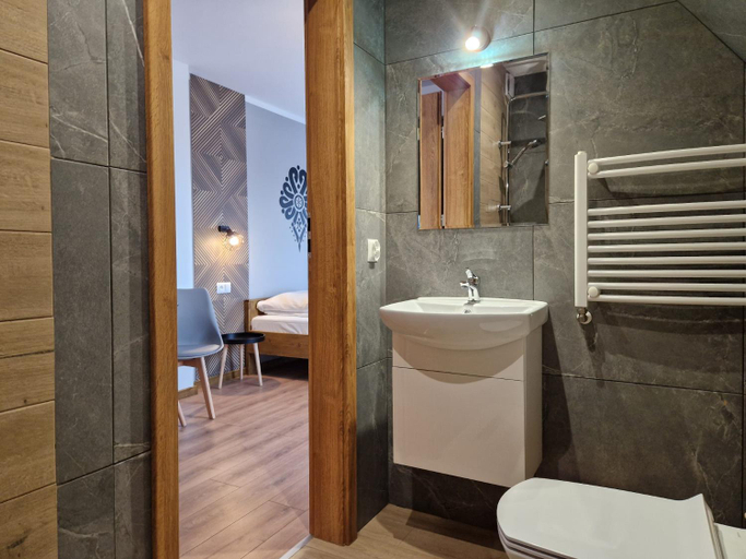 Bathroom 2, Willa na Grani, Tatra