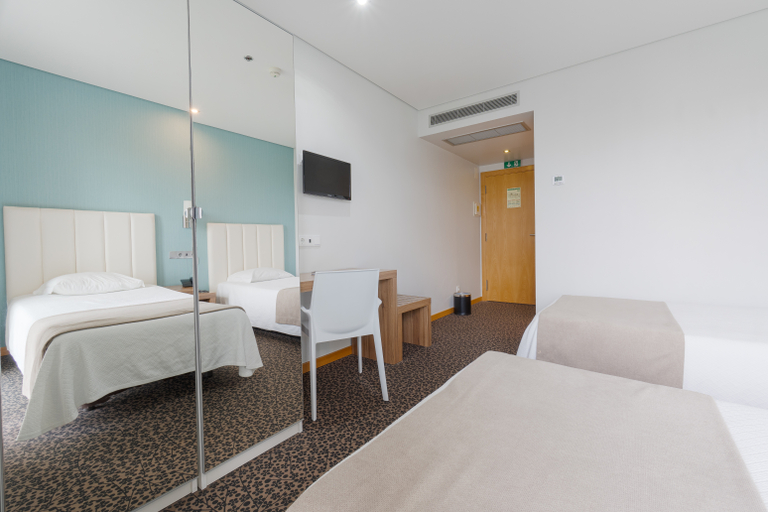 Bedroom 12