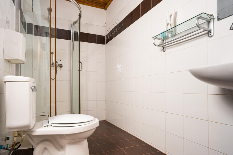 Bathroom 4, Villa Khoum Xieng Thong Boutique, Luang Prabang