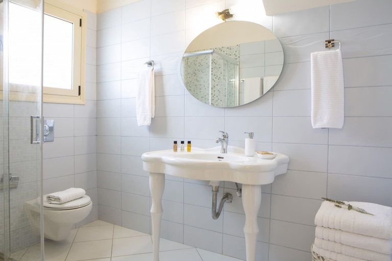 Room 3, Villa Levanda in Perigiali, Ionian Islands