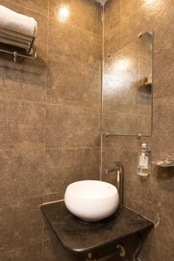 Bathroom 4, HOTEL GOLDEN TULIPZ, Mumbai Suburban