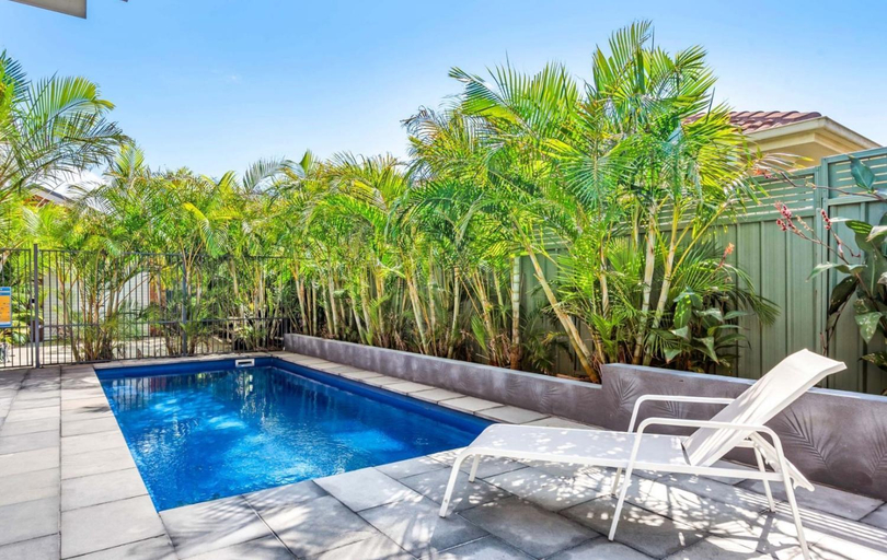 Others 5, Cheerful 4-bedroom family retreat in Caves Beach, Lake Macquarie - North