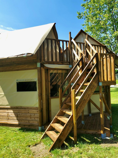 Others 3, Camping De Thoissey ***, Ain