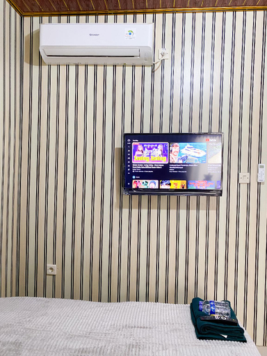 Bedroom 8