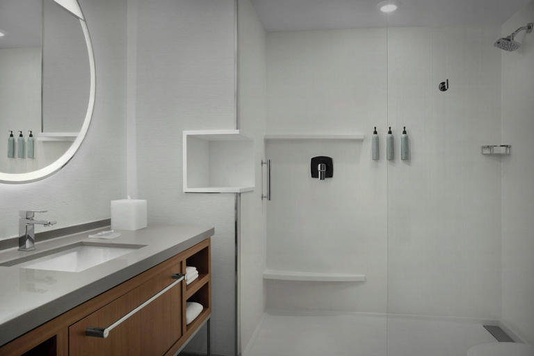 Bathroom 4, Courtyard by Marriott Antioch Pittsburg, Contra Costa