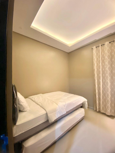 Bedroom 13