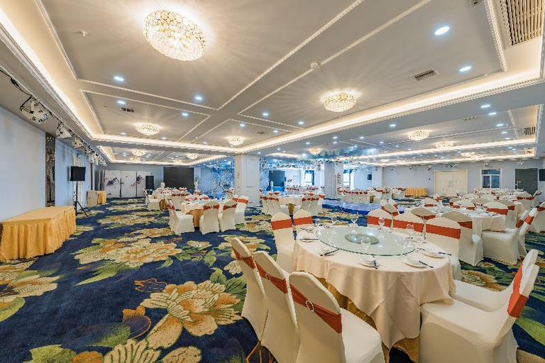 Restaurant 2, JiuJiang Yue Xi Hu Hotel, Jiujiang