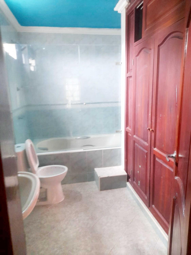 Others 3, Hostal Renacer, Cartagena de Indias