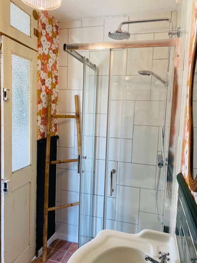 Bathroom 3, Maison La folie douce, Seine-Maritime