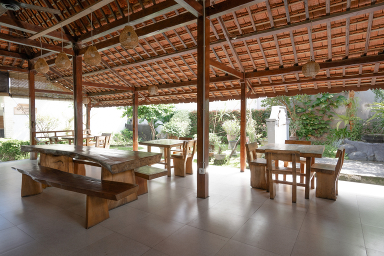 Urbanview Asung 2 Guesthouse Tibubeneng, Bali