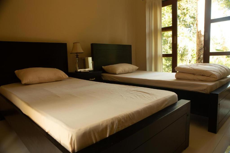 Bedroom 2, Arnata Guest House & Pasraman Yoga Lokanata, Bangli