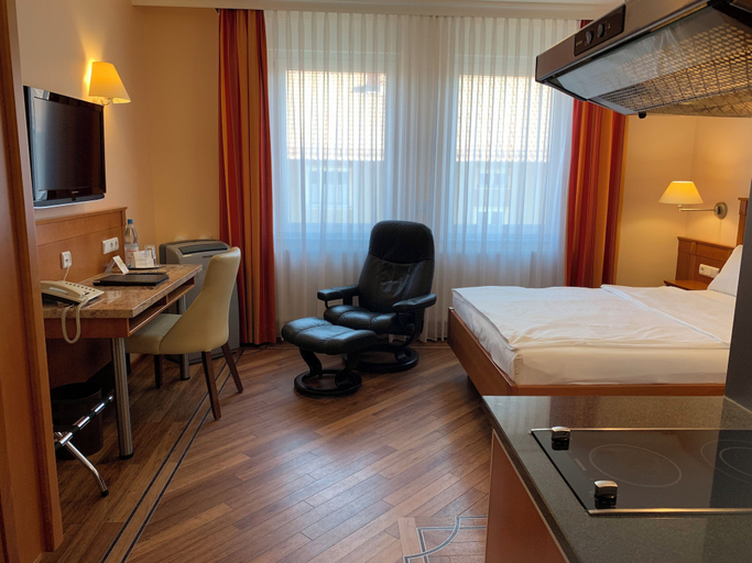 Bedroom 5, KRAL Suite Hotel & Serviced Apartment, Erlangen