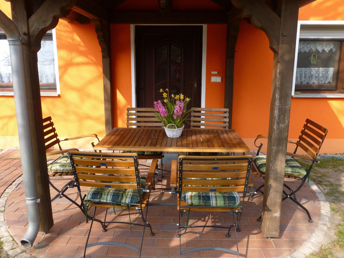 Balcony, Ferienhaus Zum Storchennest in Storkow, Oder-Spree