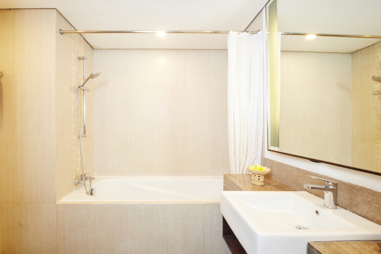 Bathroom 14