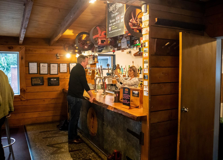 Food & Drinks 5, Wonderland Makarora Lodge, Queenstown-Lakes
