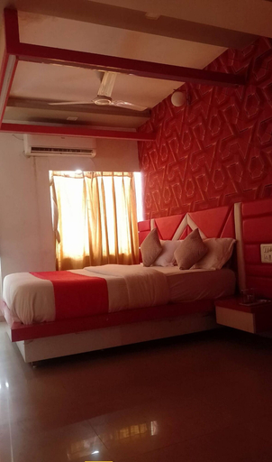 Bedroom 3, Hotel Paradise -Ahmedabad, Ahmadabad