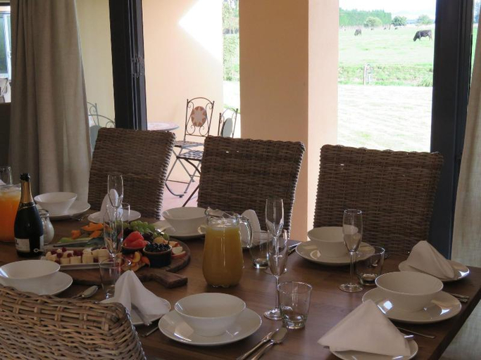 Food & Drinks 5, Tuscany Downs Estate, Selwyn