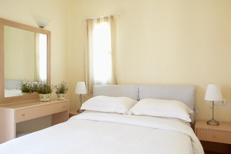Bedroom 2, Kedros Villas, South Aegean