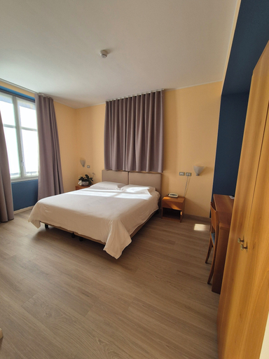 Bedroom 3, Hotel Villa Cagnola, Varese