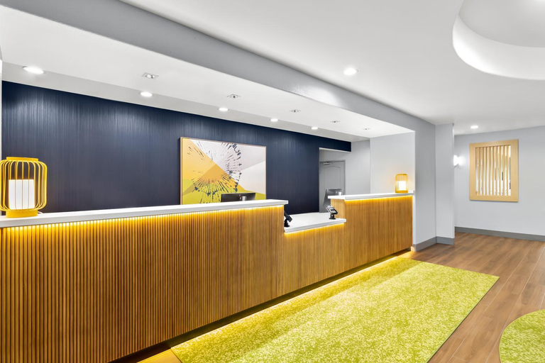 Public Area 3, Spark by Hilton Missouri City Sugar Land, Fort Bend