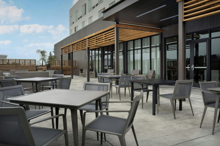 Food & Drinks 5, Courtyard by Marriott Antioch Pittsburg, Contra Costa