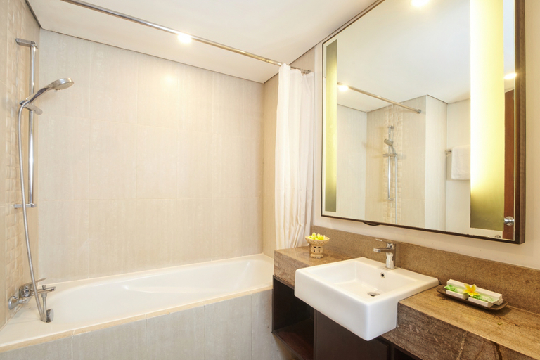 Bathroom 15