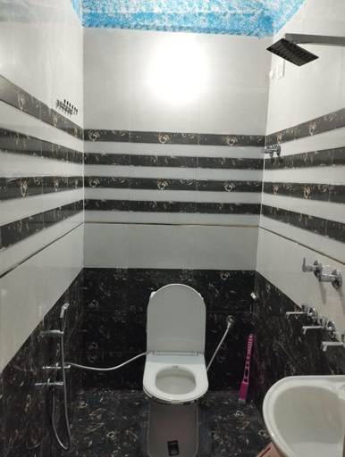 Others 5, Narayan Home Stay, Faizabad