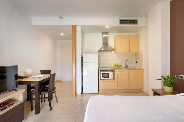 Bedroom 3, SG Marina 54 Apartments, Barcelona