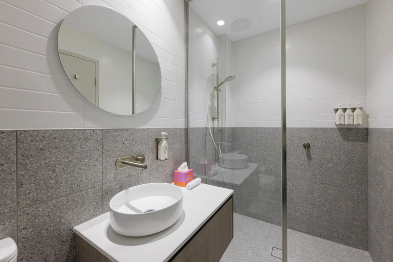 Bathroom 4, Punthill Maitland, Maitland