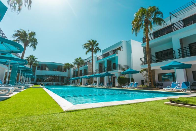 Sport & Beauty 2, La Rosa Waves Beach Resort And Aqua Park, Al-Ghurdaqah